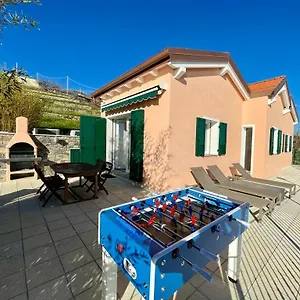 villetta-sole-mare.hotelitalianriviera.com/